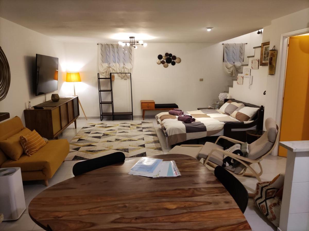 B&B Firmino La Loggia 外观 照片